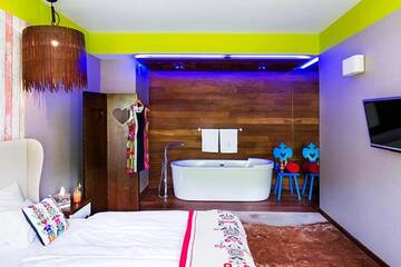 Фото номера Улучшенные апартаменты Отель Hotel Piwniczna SPA&amp;Conference г. Пивнична 2